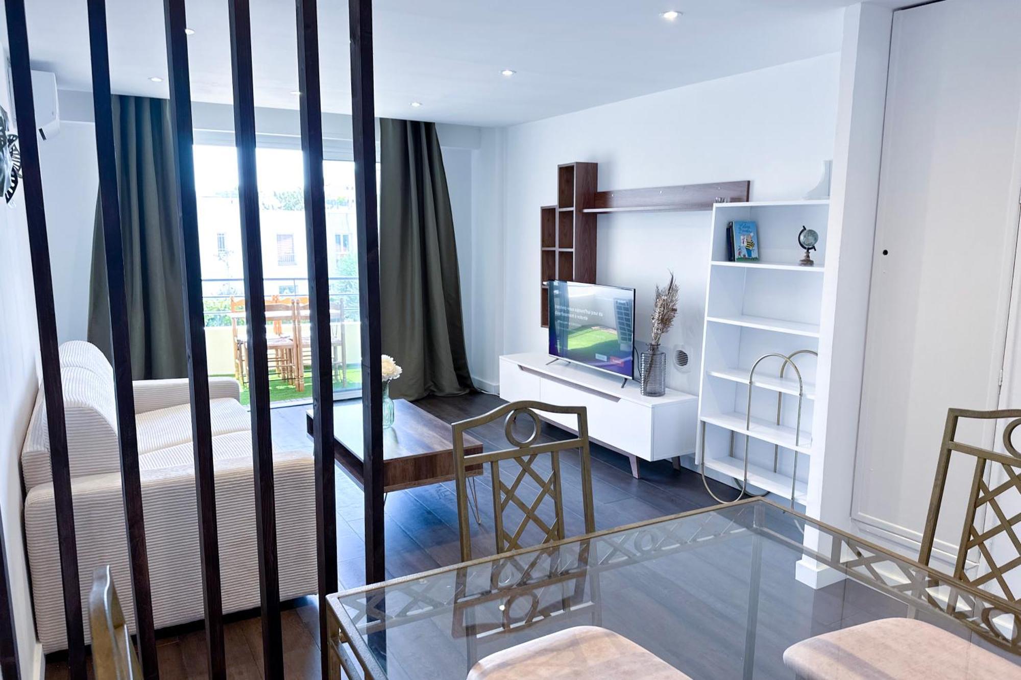 Poincare 4 - Lumineux, Renove, Central Et Calme A Juan Les Pins Antibes Luaran gambar